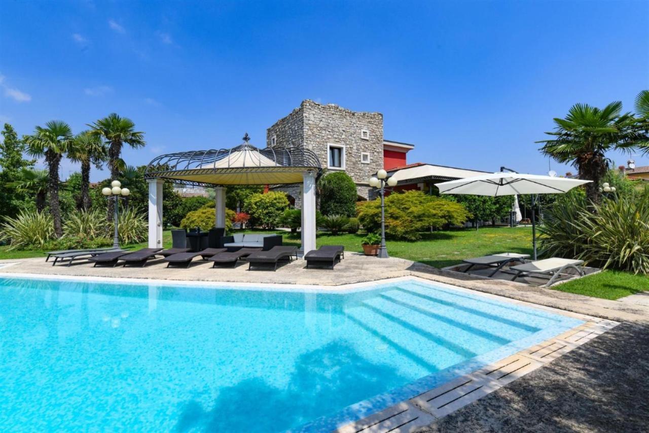 Private Luxury Villa With Pool Moniga del Garda Kültér fotó