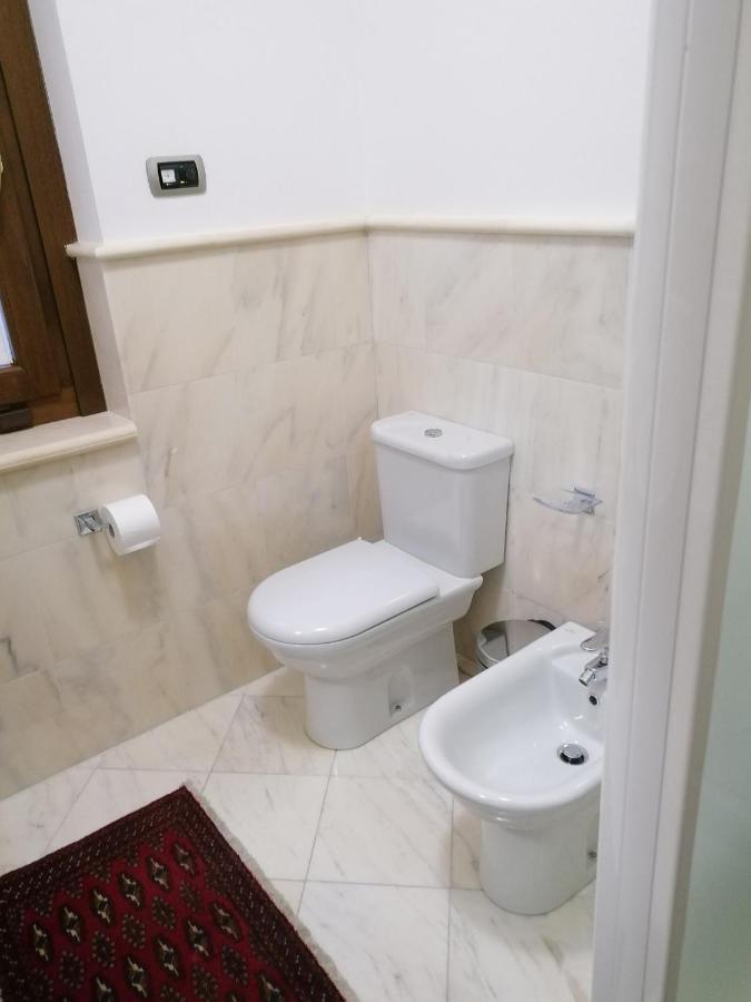 Private Luxury Villa With Pool Moniga del Garda Kültér fotó