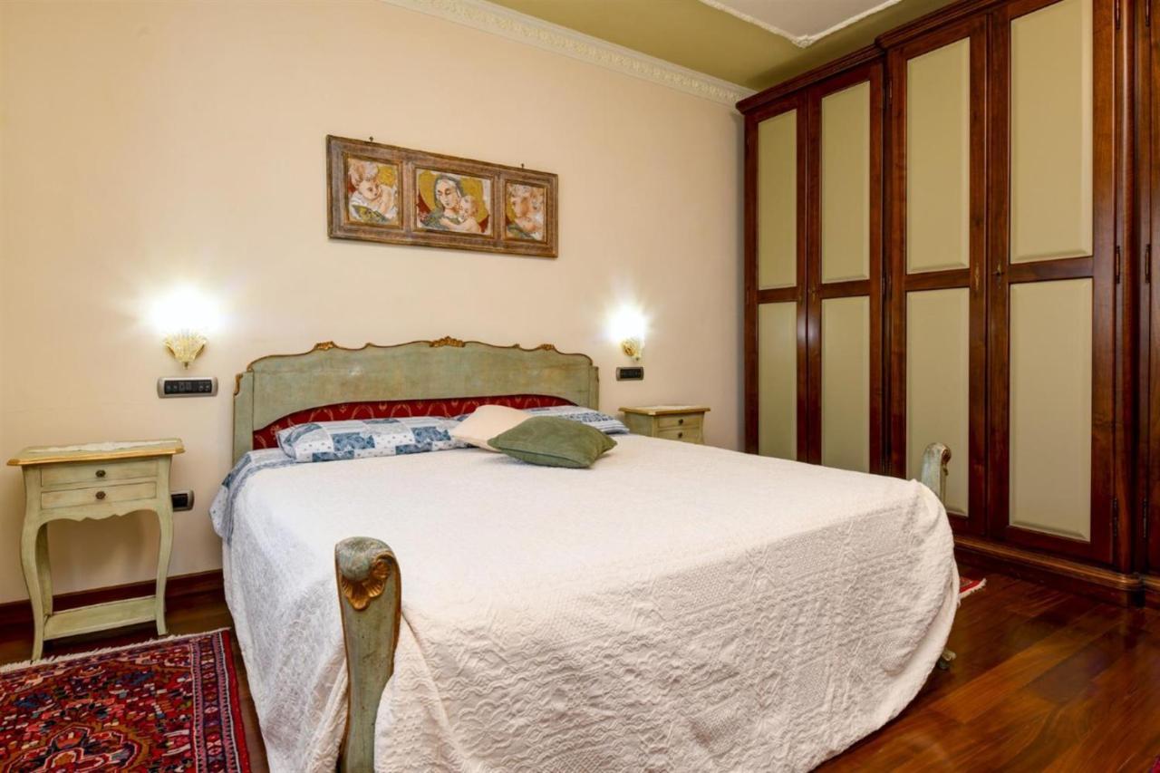 Private Luxury Villa With Pool Moniga del Garda Kültér fotó